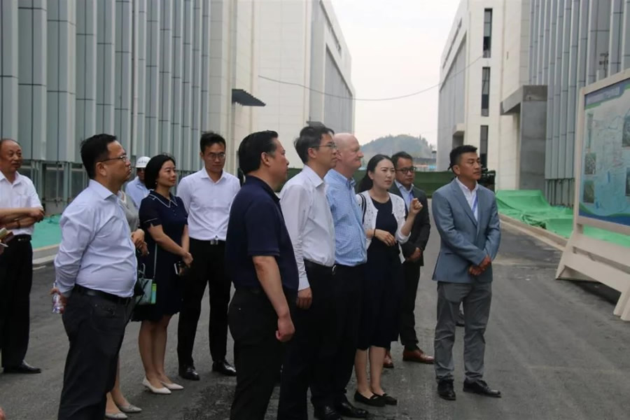 夜曜智能仓储 AGV 作业现场